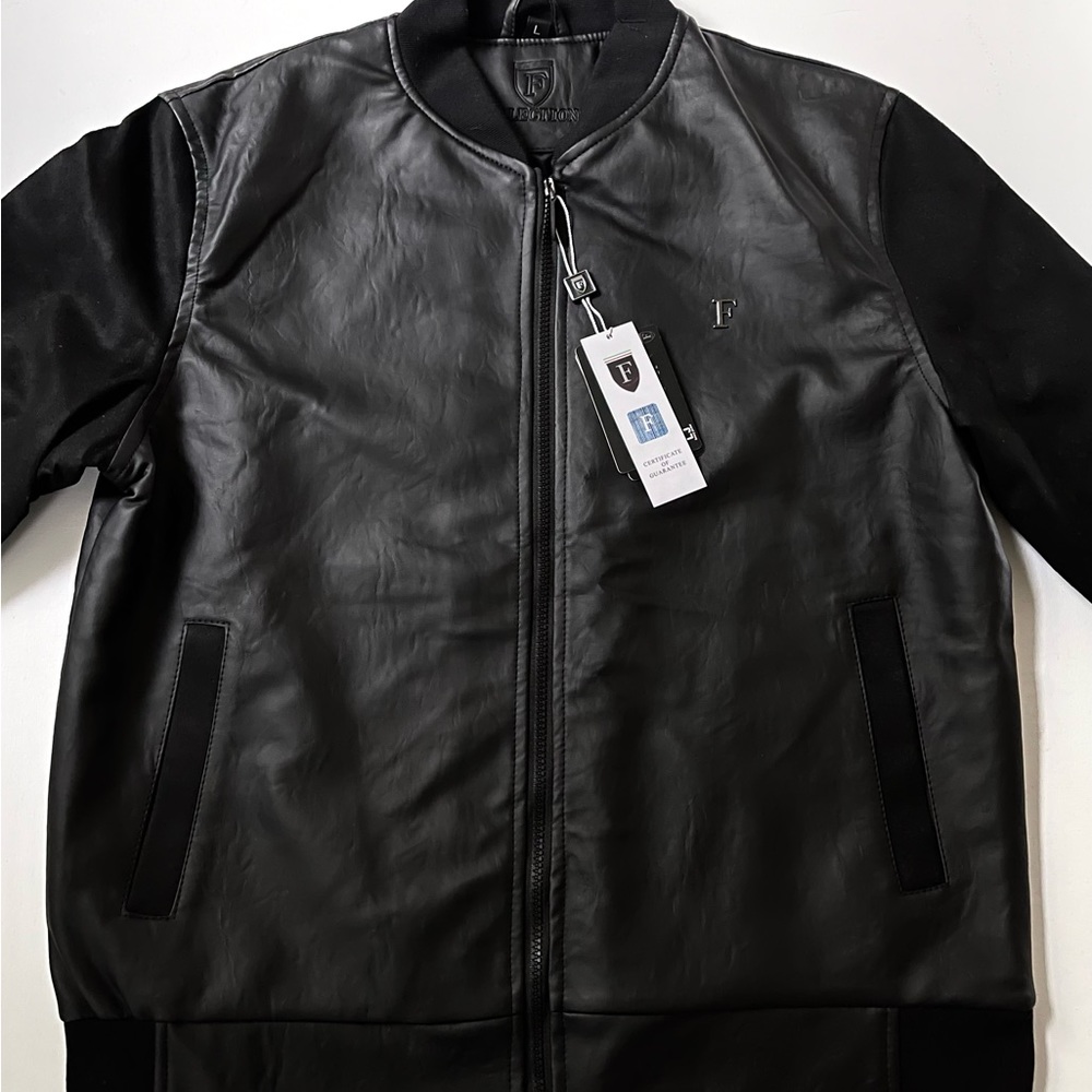 FERRARI F COLLECTIONS — MADE IN ITALY, VEGAN LEATHER/SUEDE, BLACK, LUXURY JACKET - Picture 14 of 17